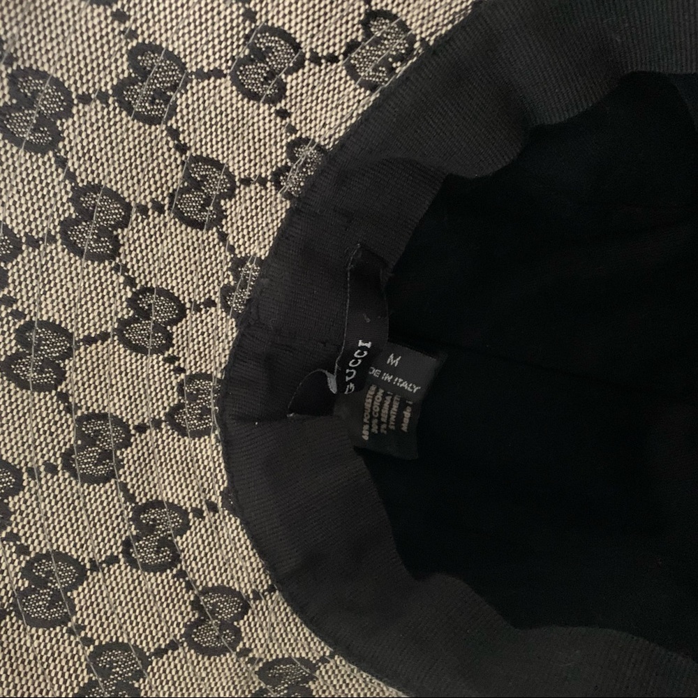 Gucci Beige Monogram Hat with Red and Green Band - Picture 5 of 9